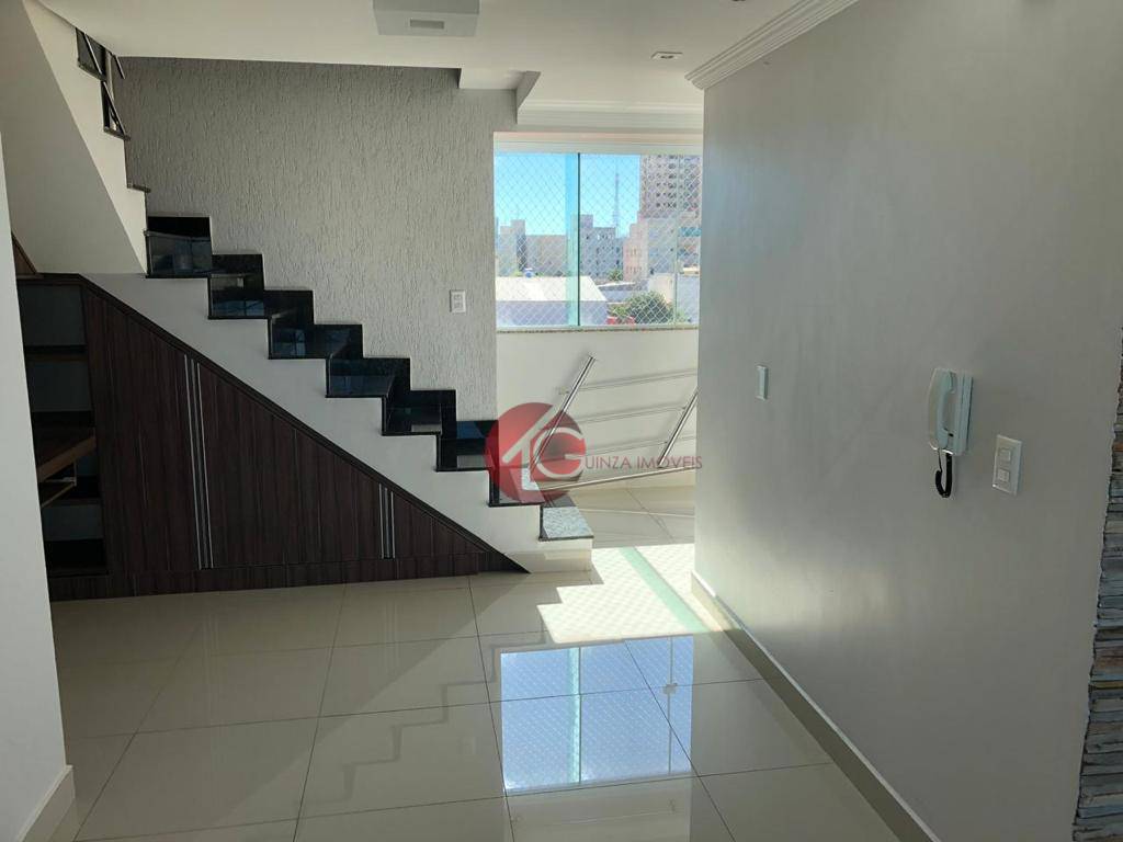 Apartamento à venda com 3 quartos, 200m² - Foto 8