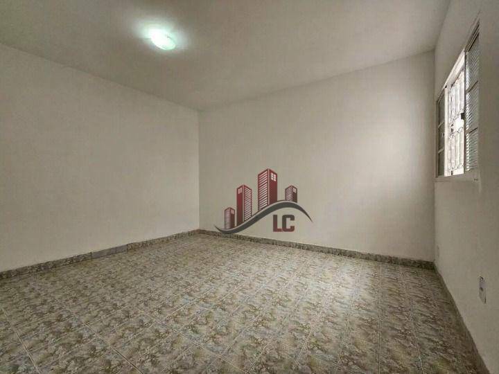 Casa à venda com 3 quartos, 220m² - Foto 10