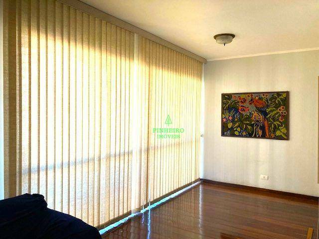 Apartamento à venda com 3 quartos, 120m² - Foto 2