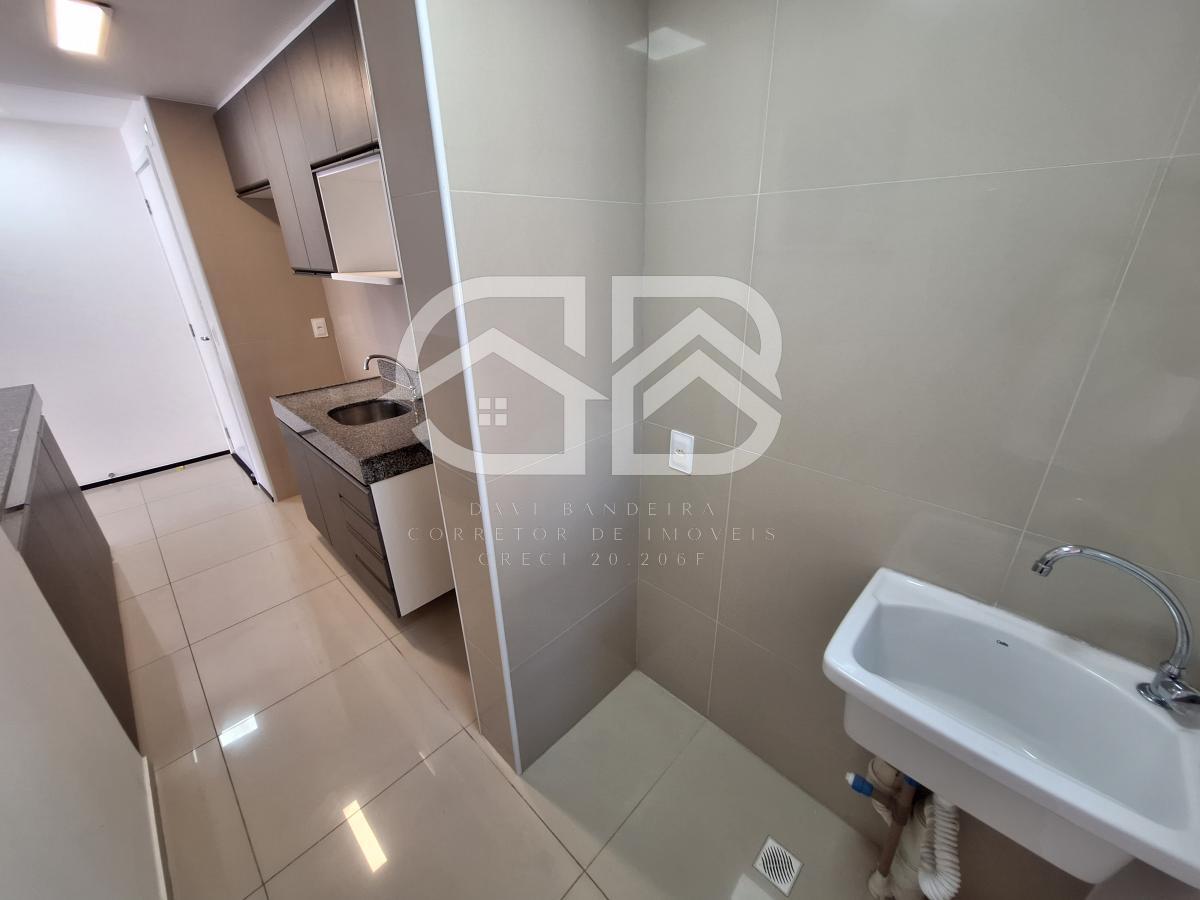 Apartamento à venda com 3 quartos, 70m² - Foto 4