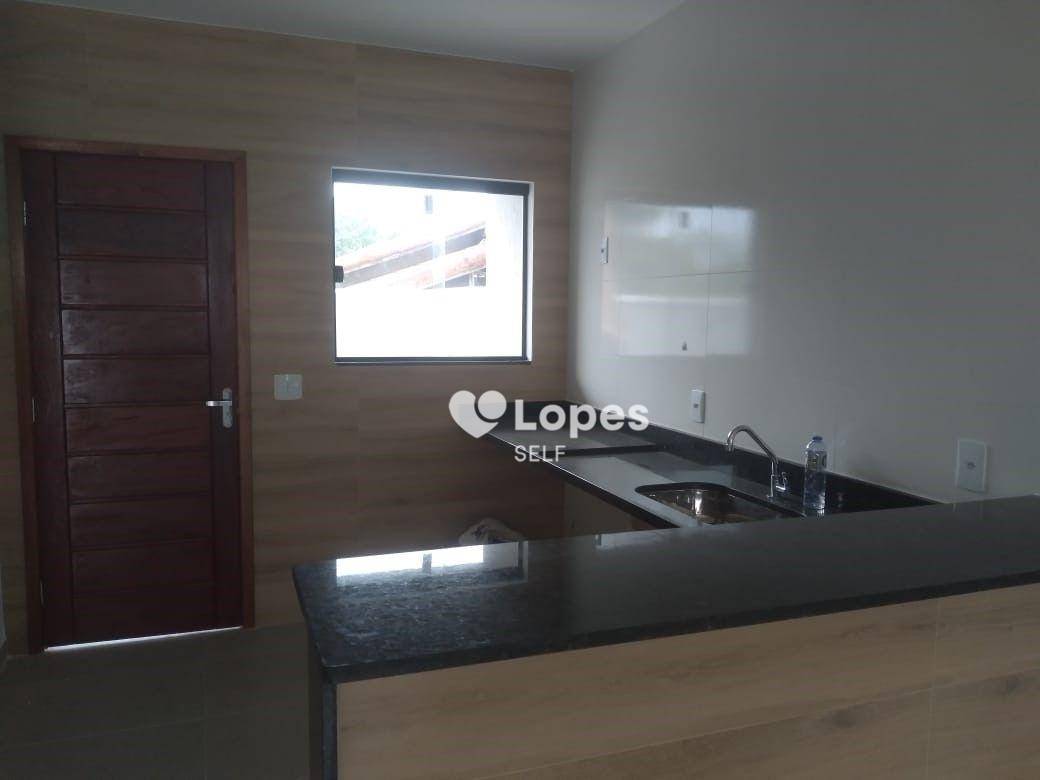 Casa à venda com 3 quartos, 81m² - Foto 5