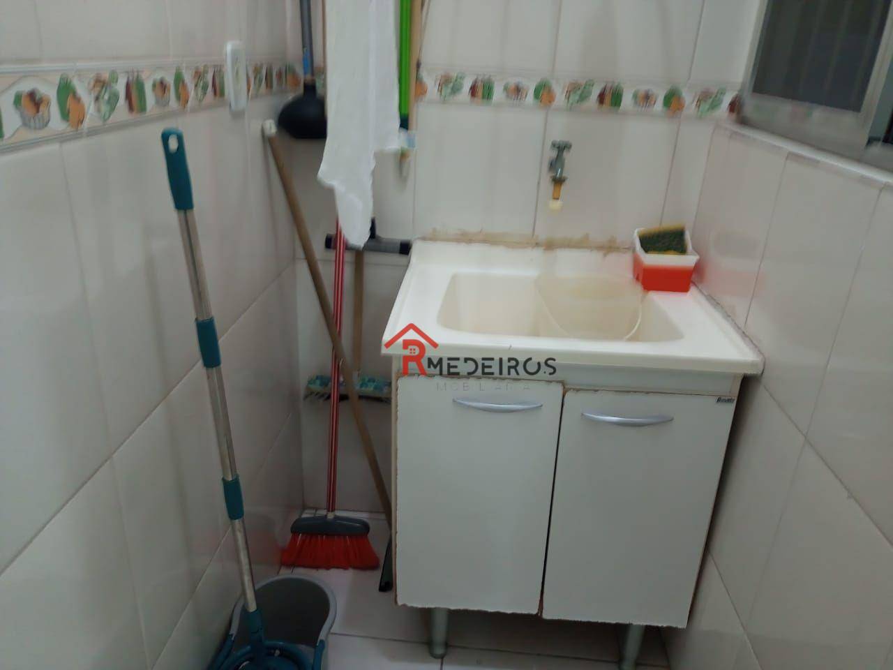 Apartamento à venda com 2 quartos, 75m² - Foto 17