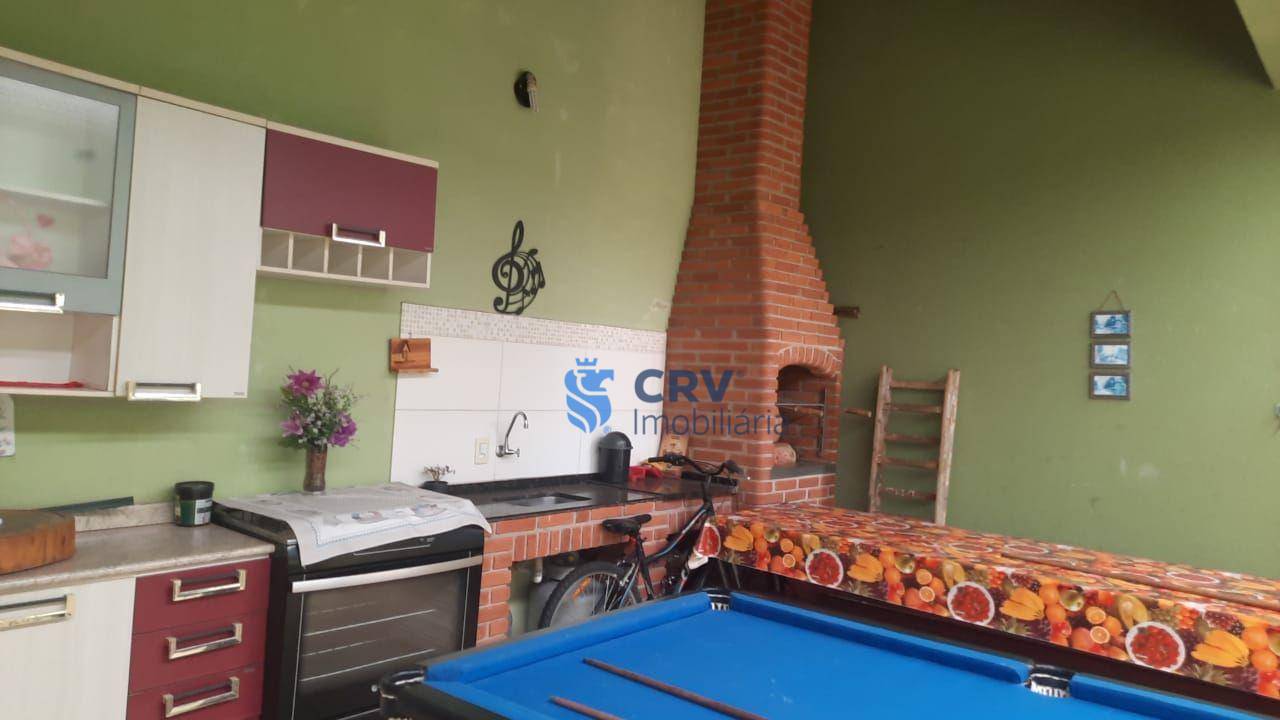 Casa à venda com 4 quartos, 190m² - Foto 3