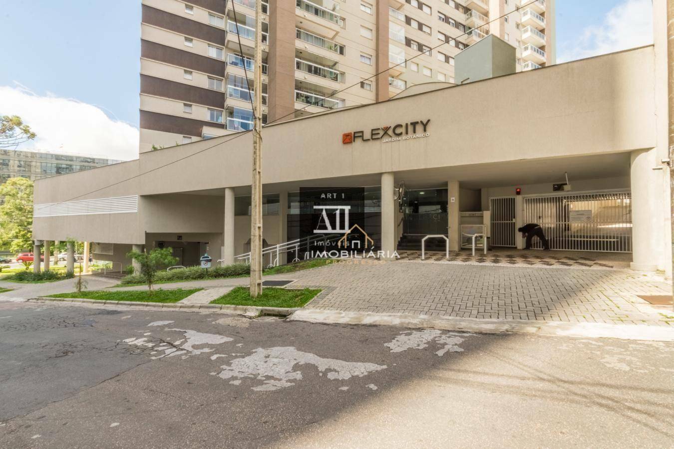 Apartamento à venda com 2 quartos, 77m² - Foto 1