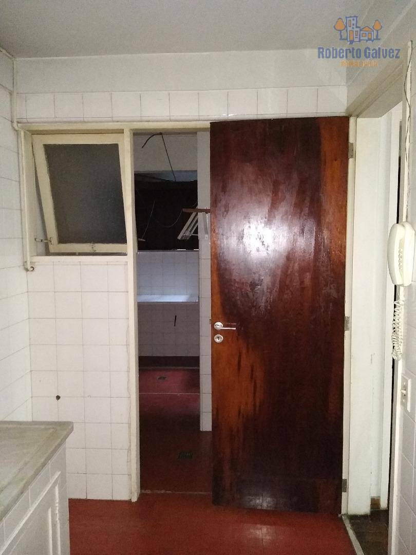 Apartamento para alugar com 1 quarto, 55m² - Foto 5