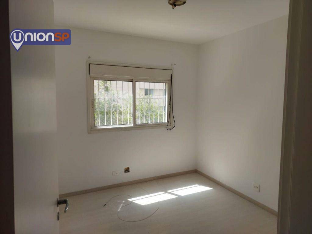 Apartamento à venda com 4 quartos, 220m² - Foto 12