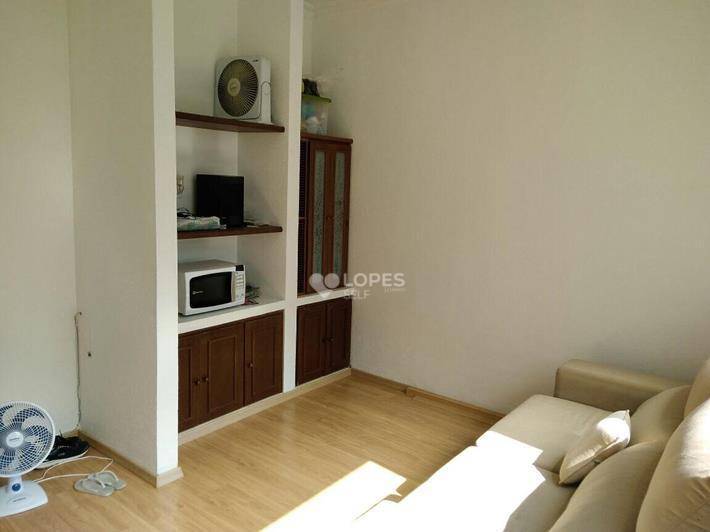 Apartamento à venda com 1 quarto, 40m² - Foto 2