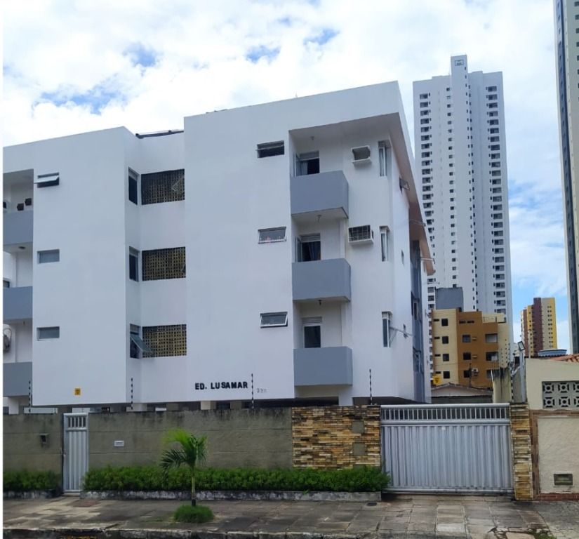 Apartamento à venda com 3 quartos, 72m² - Foto 1