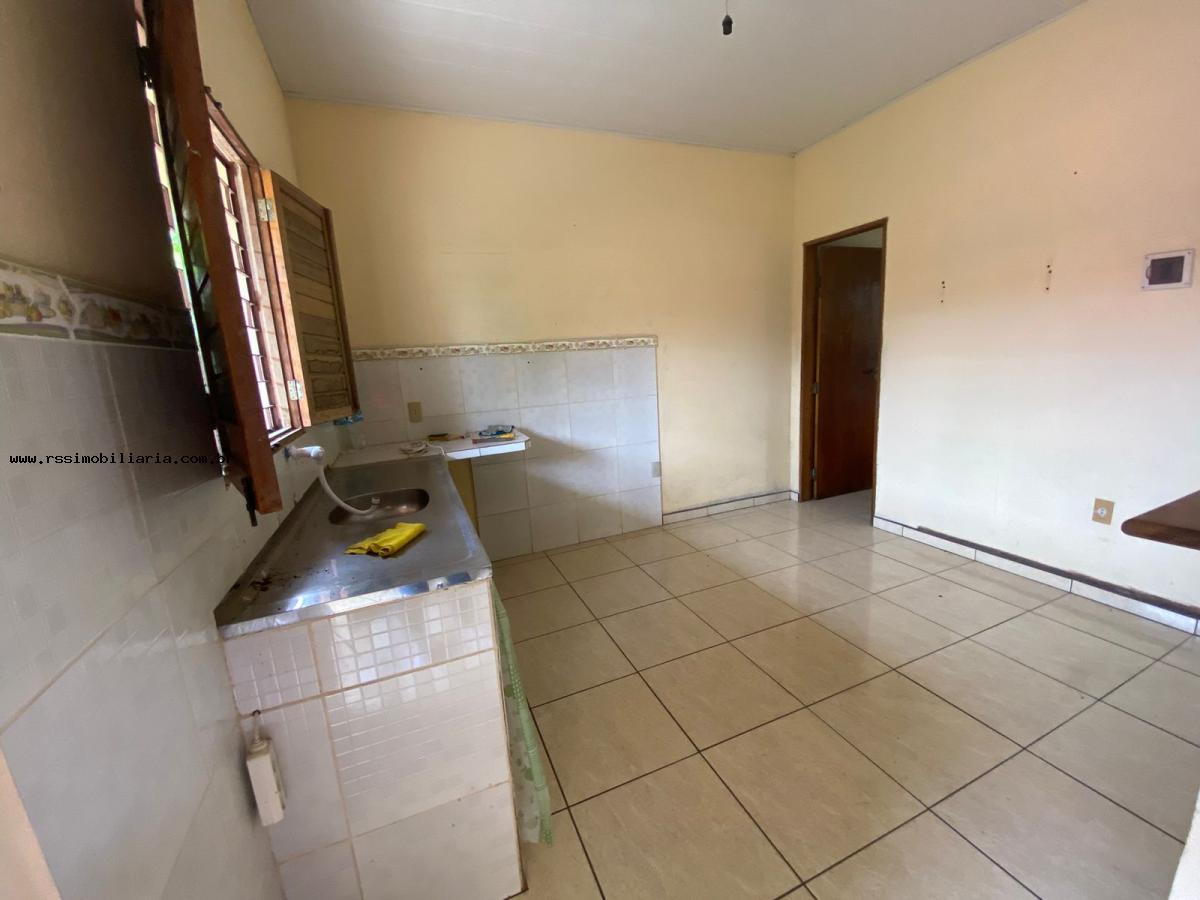 Casa à venda com 3 quartos, 142m² - Foto 14