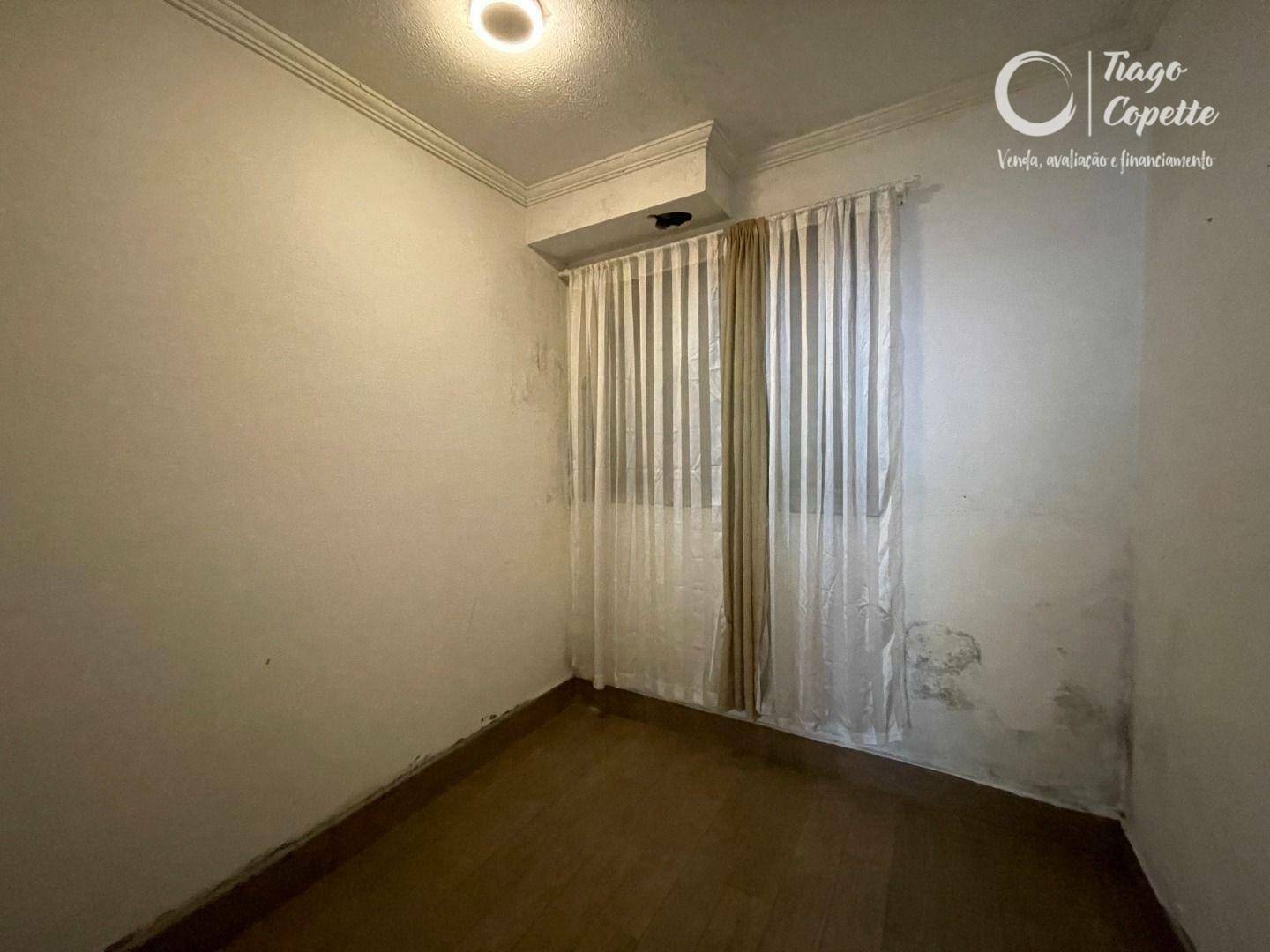 Casa à venda com 4 quartos, 600m² - Foto 24