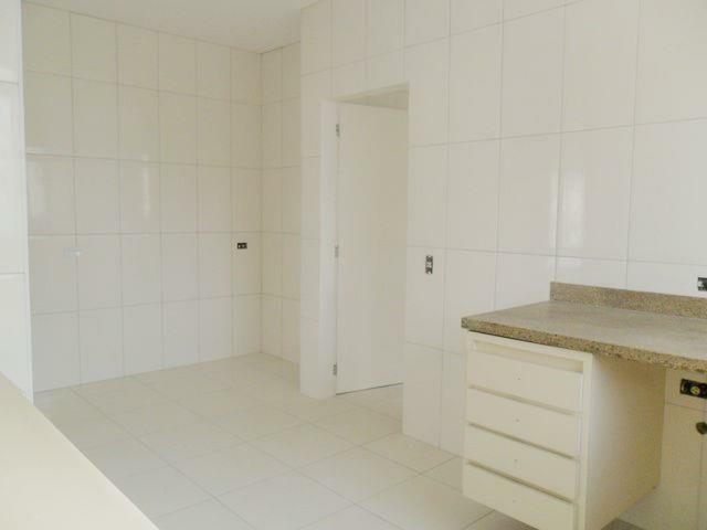 Apartamento à venda com 3 quartos, 250m² - Foto 24