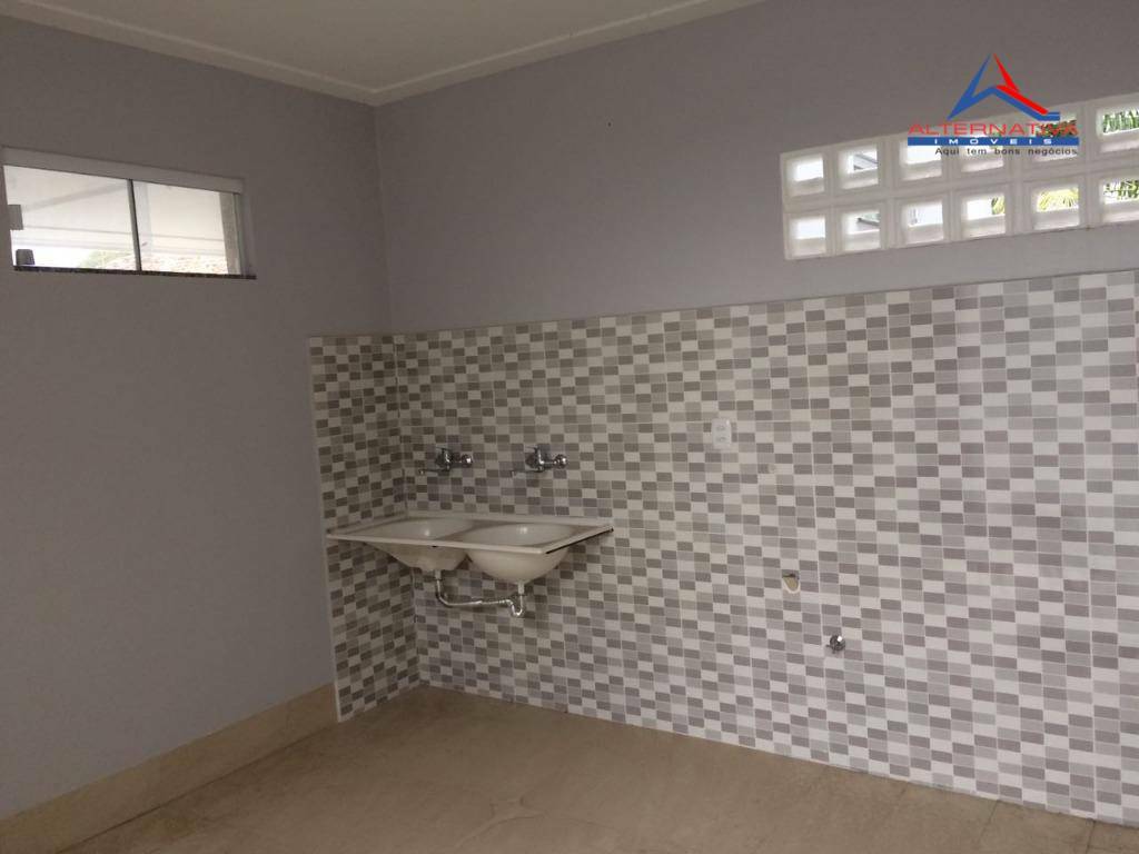 Casa à venda com 4 quartos, 350m² - Foto 19