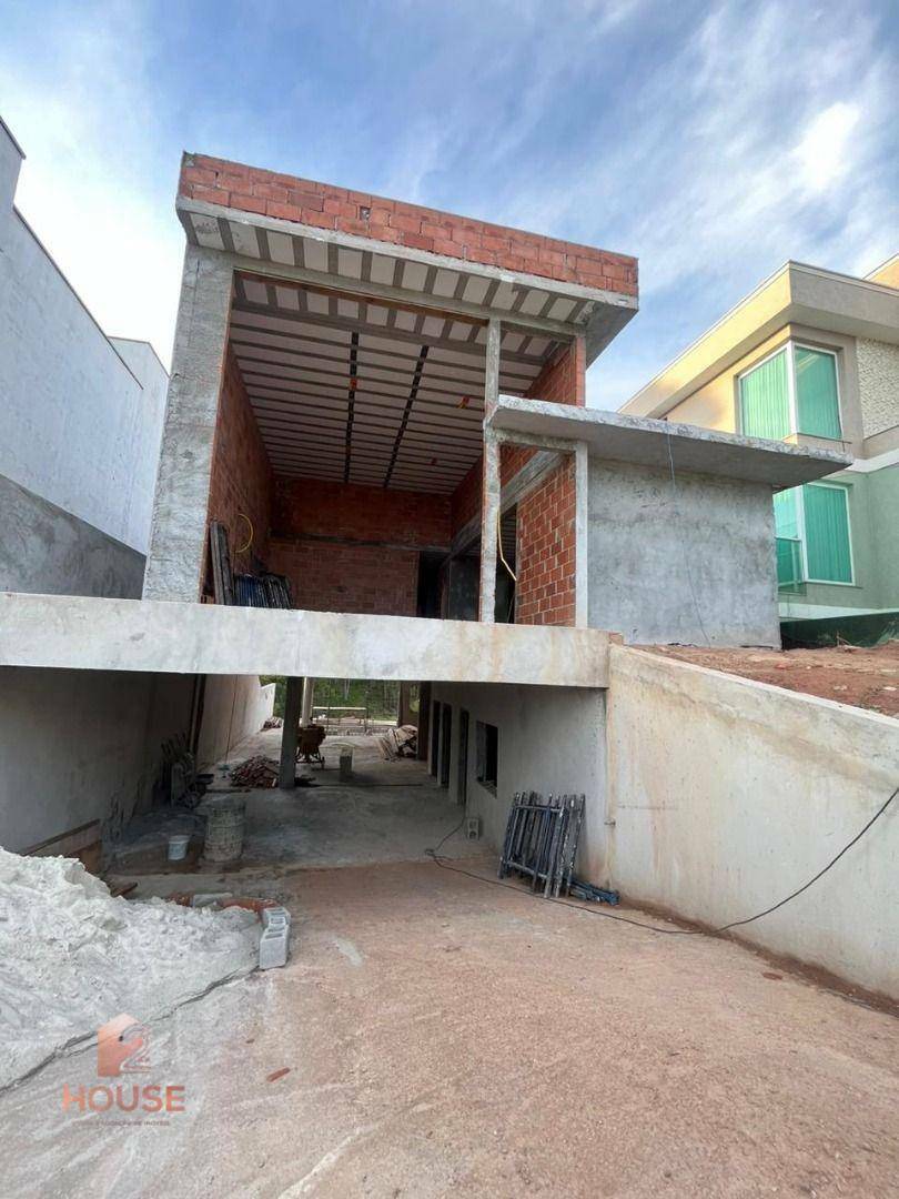 Casa de Condomínio à venda com 3 quartos, 330m² - Foto 3