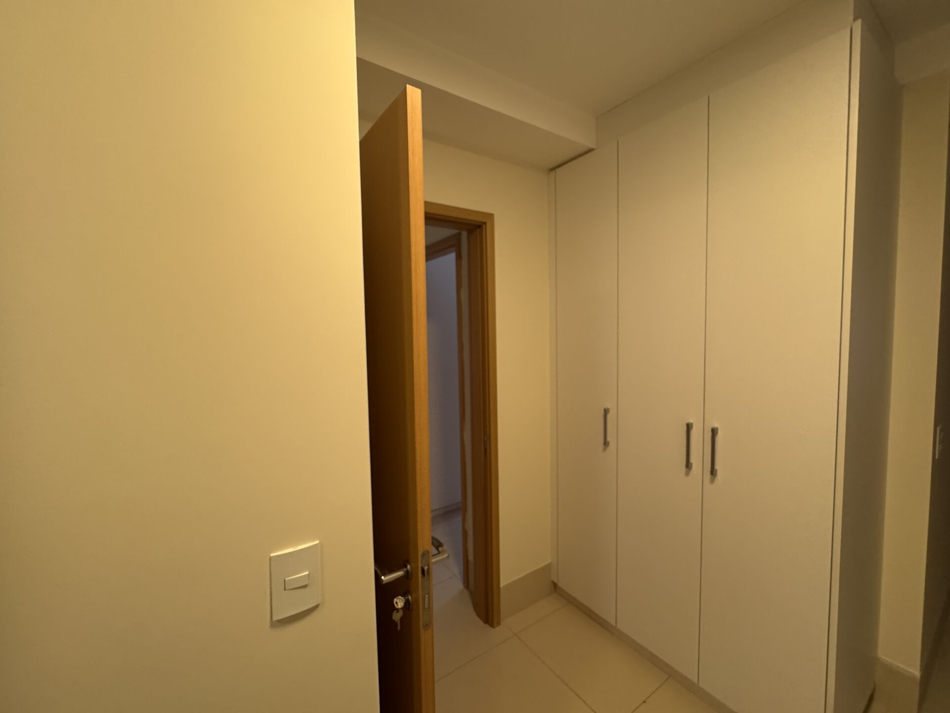 Apartamento para alugar com 3 quartos, 125m² - Foto 4