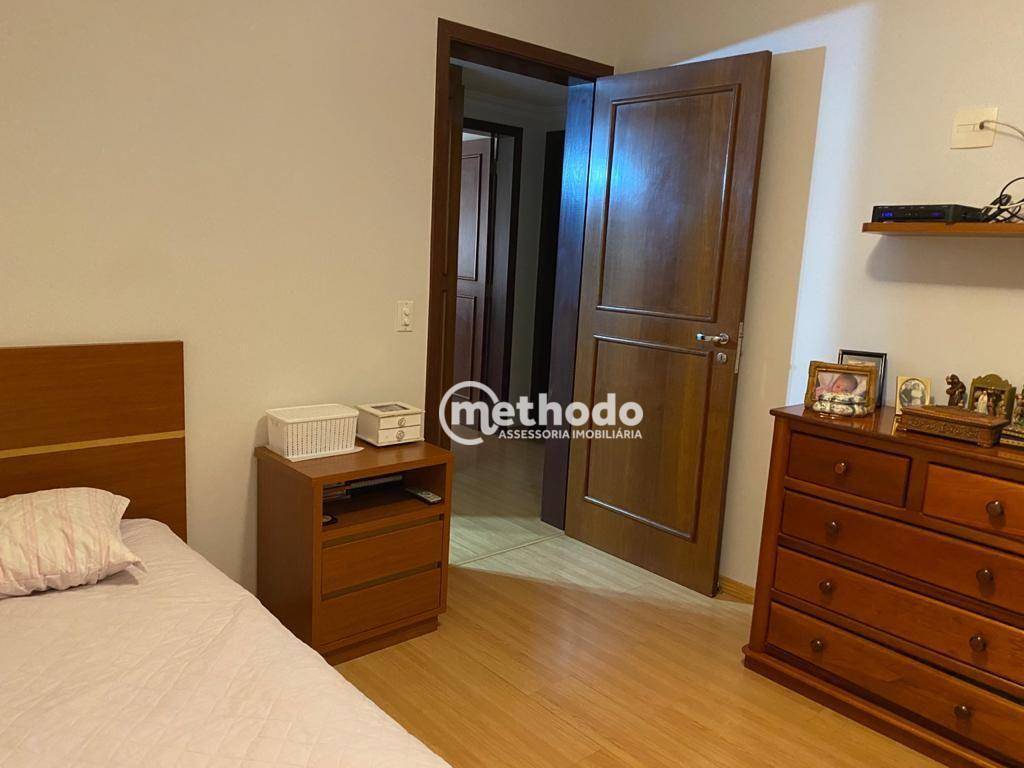 Apartamento à venda com 3 quartos, 113m² - Foto 11