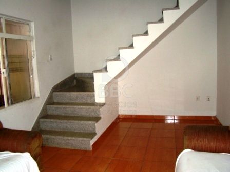 Sobrado à venda com 2 quartos, 170m² - Foto 4