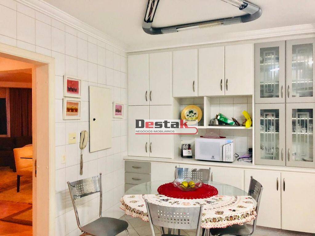 Apartamento à venda com 3 quartos, 156m² - Foto 20