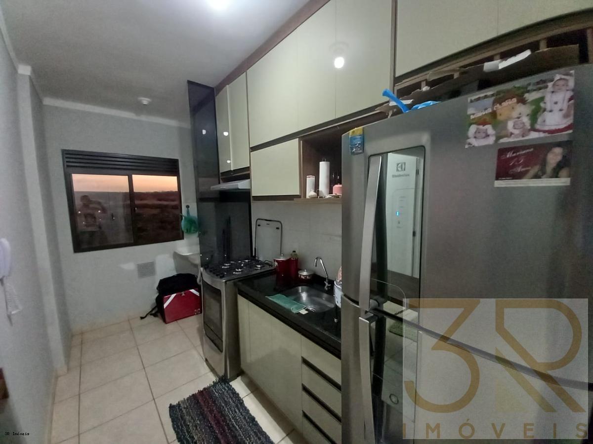 Apartamento à venda com 2 quartos, 42m² - Foto 6