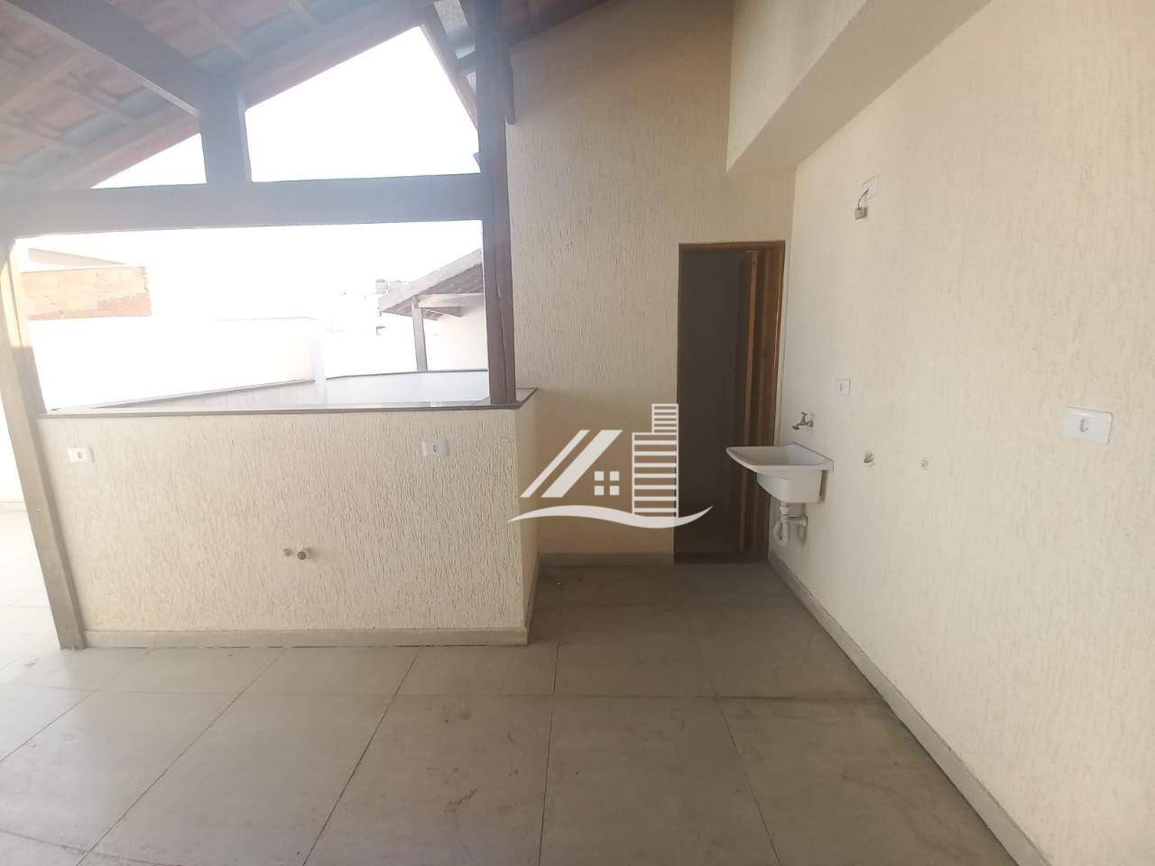 Cobertura à venda com 2 quartos, 80m² - Foto 3