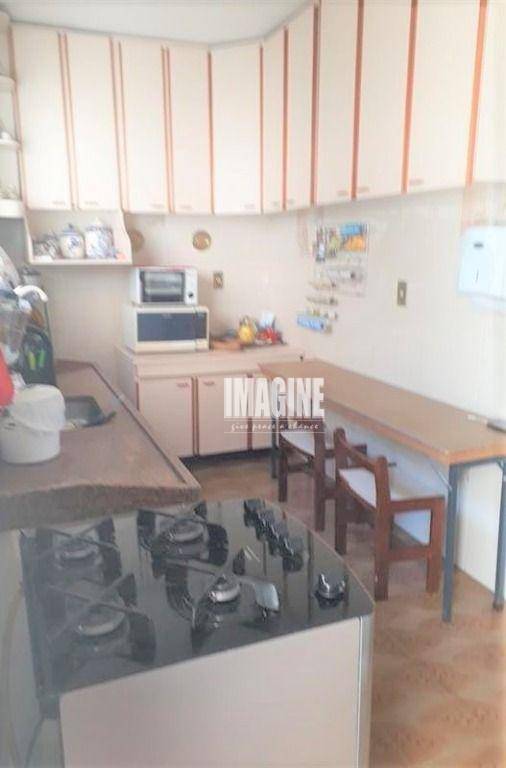 Sobrado à venda com 5 quartos, 380m² - Foto 10