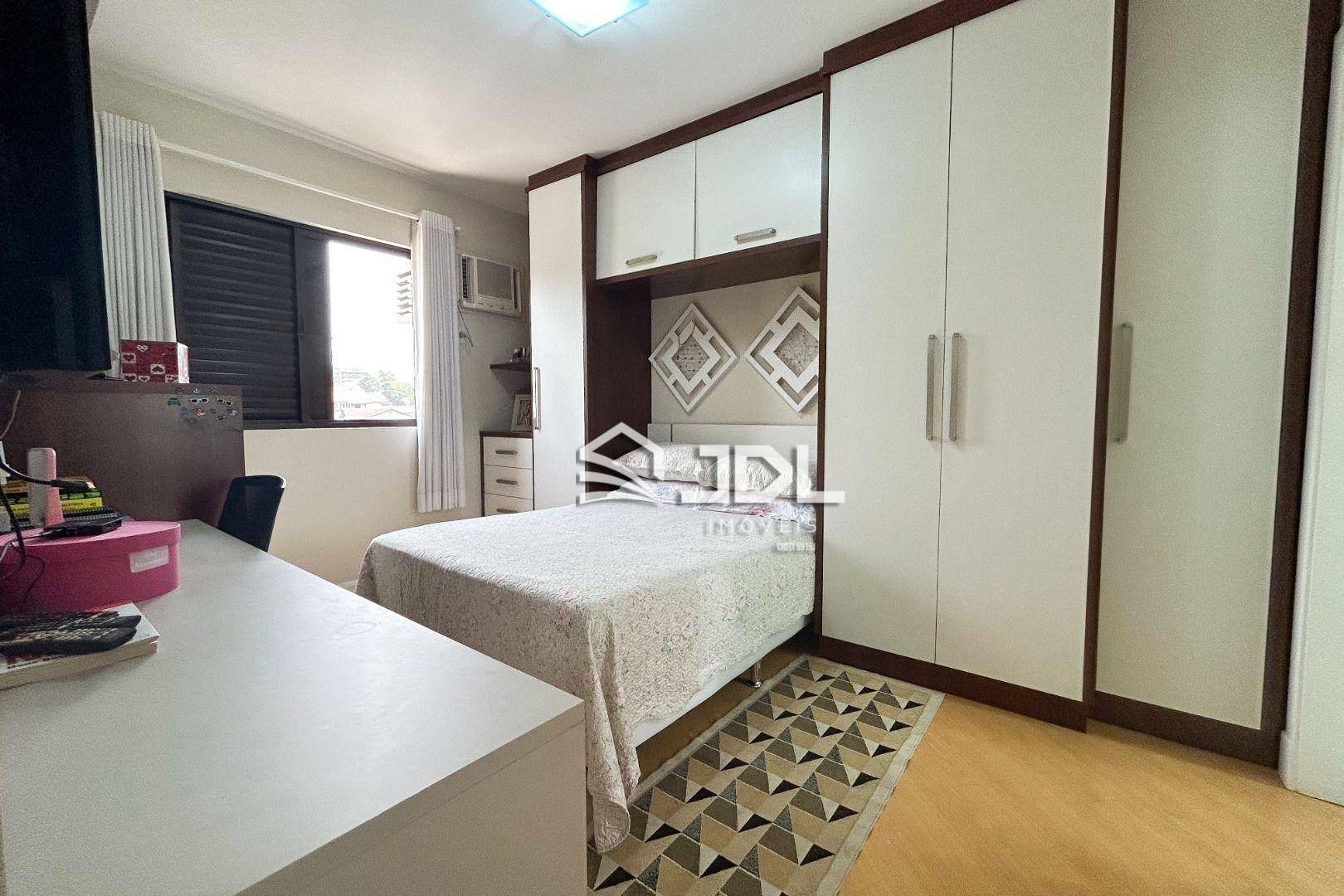 Apartamento à venda com 3 quartos, 87m² - Foto 11