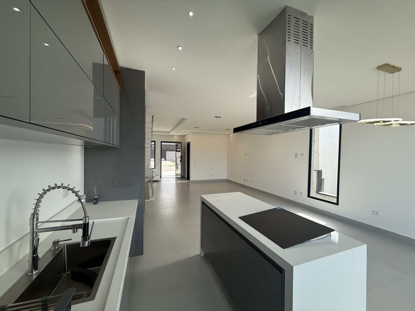Casa à venda com 3 quartos, 215m² - Foto 13