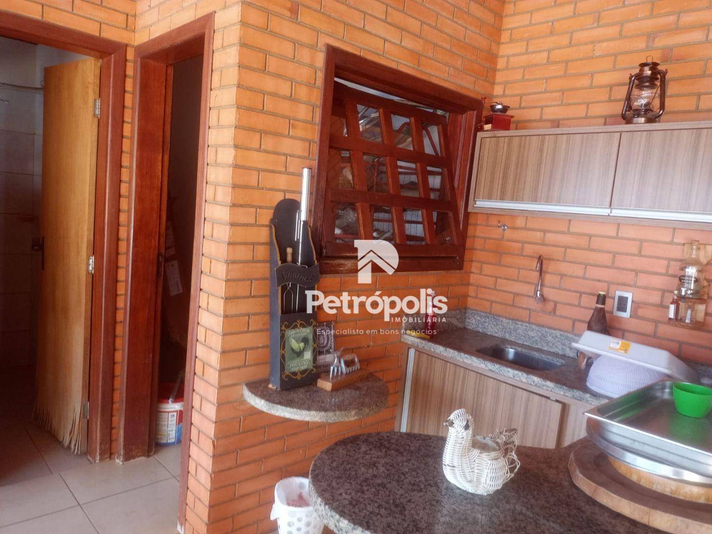 Casa à venda com 3 quartos, 231m² - Foto 18