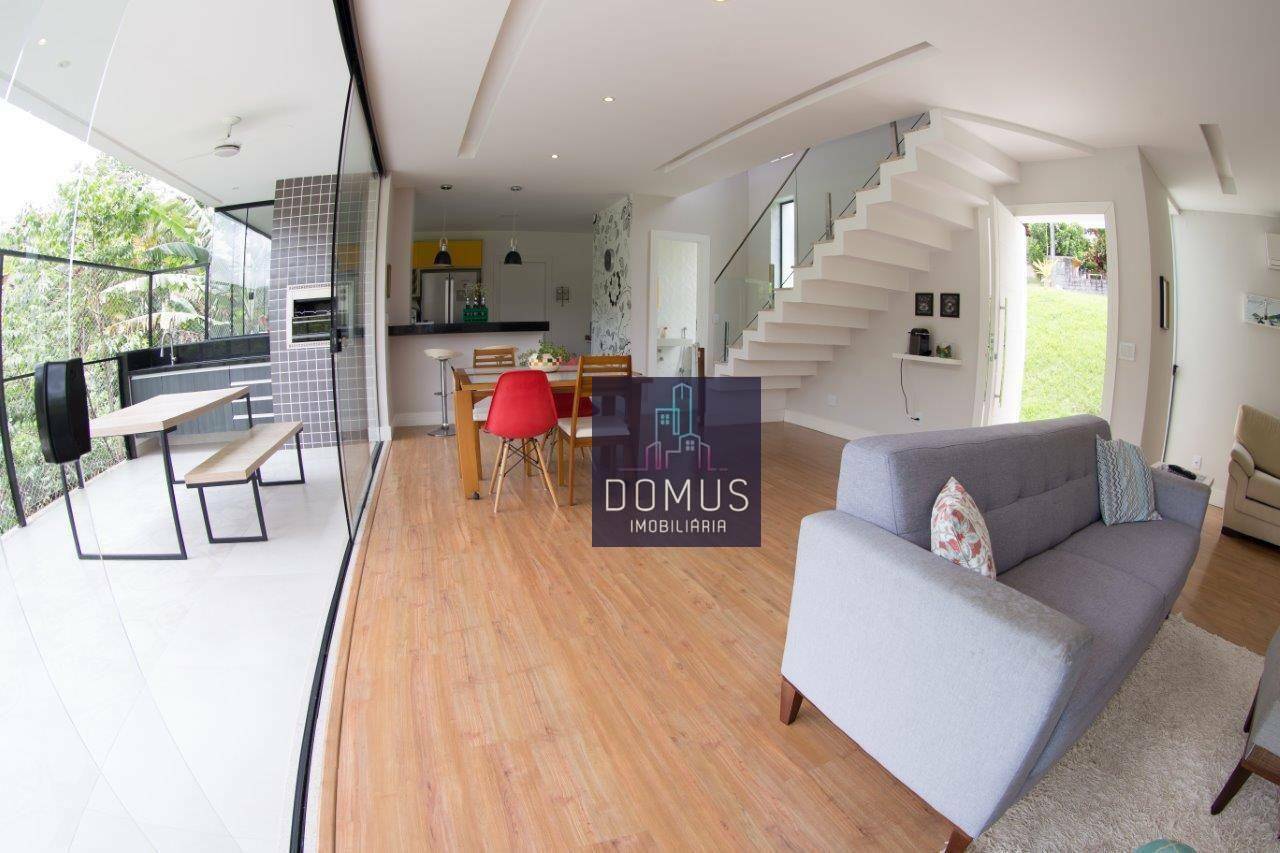 Casa à venda com 3 quartos, 350m² - Foto 7