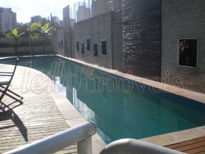 Apartamento para alugar com 3 quartos, 240m² - Foto 18