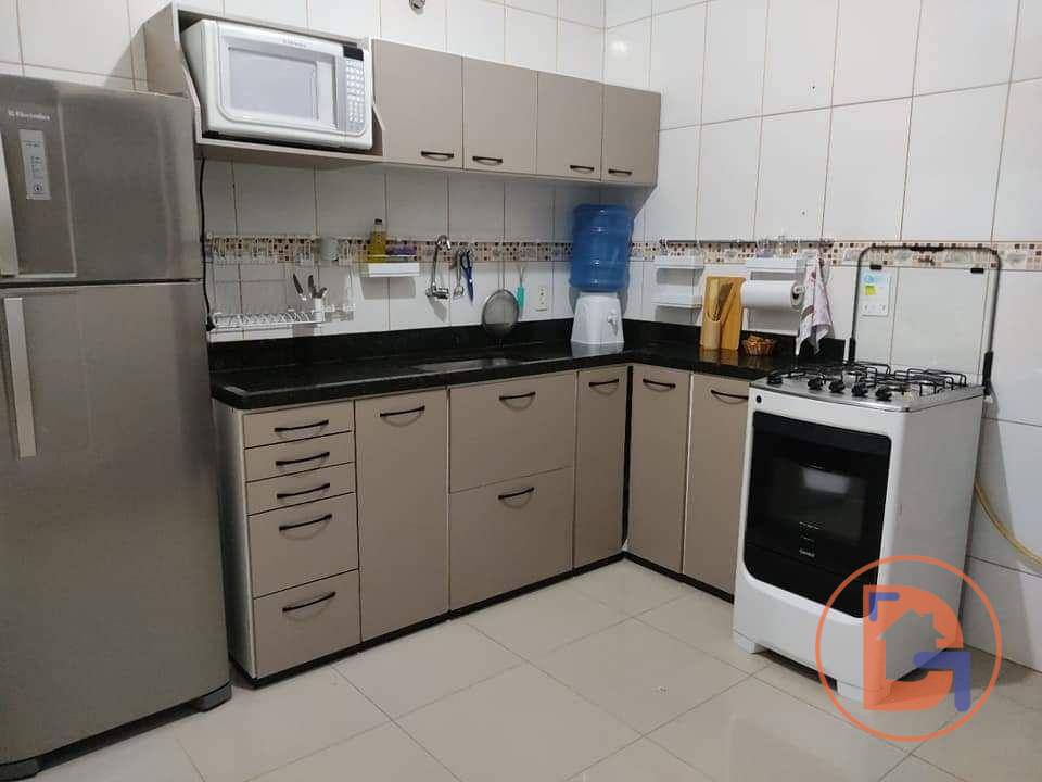 Casa à venda com 2 quartos, 80m² - Foto 12