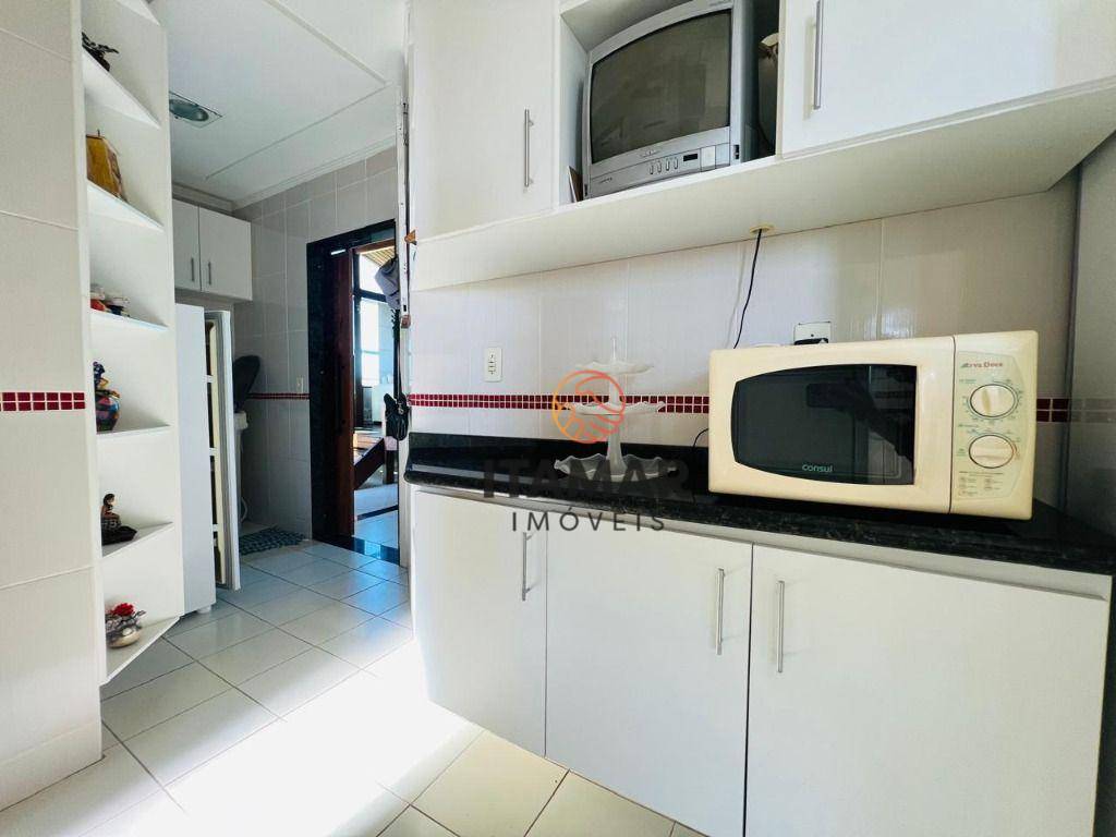 Cobertura à venda com 3 quartos, 200m² - Foto 11