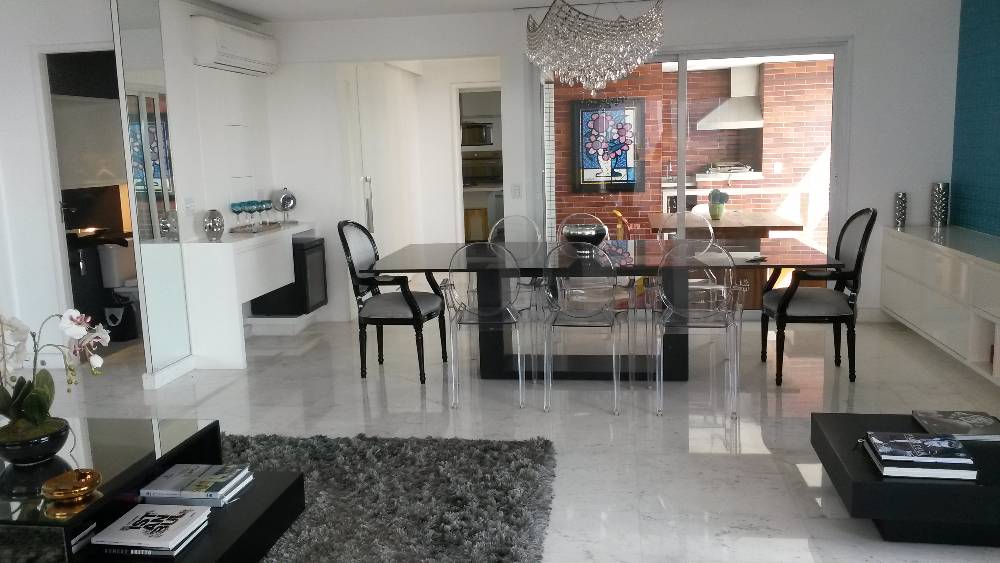 Apartamento à venda com 5 quartos, 225m² - Foto 3