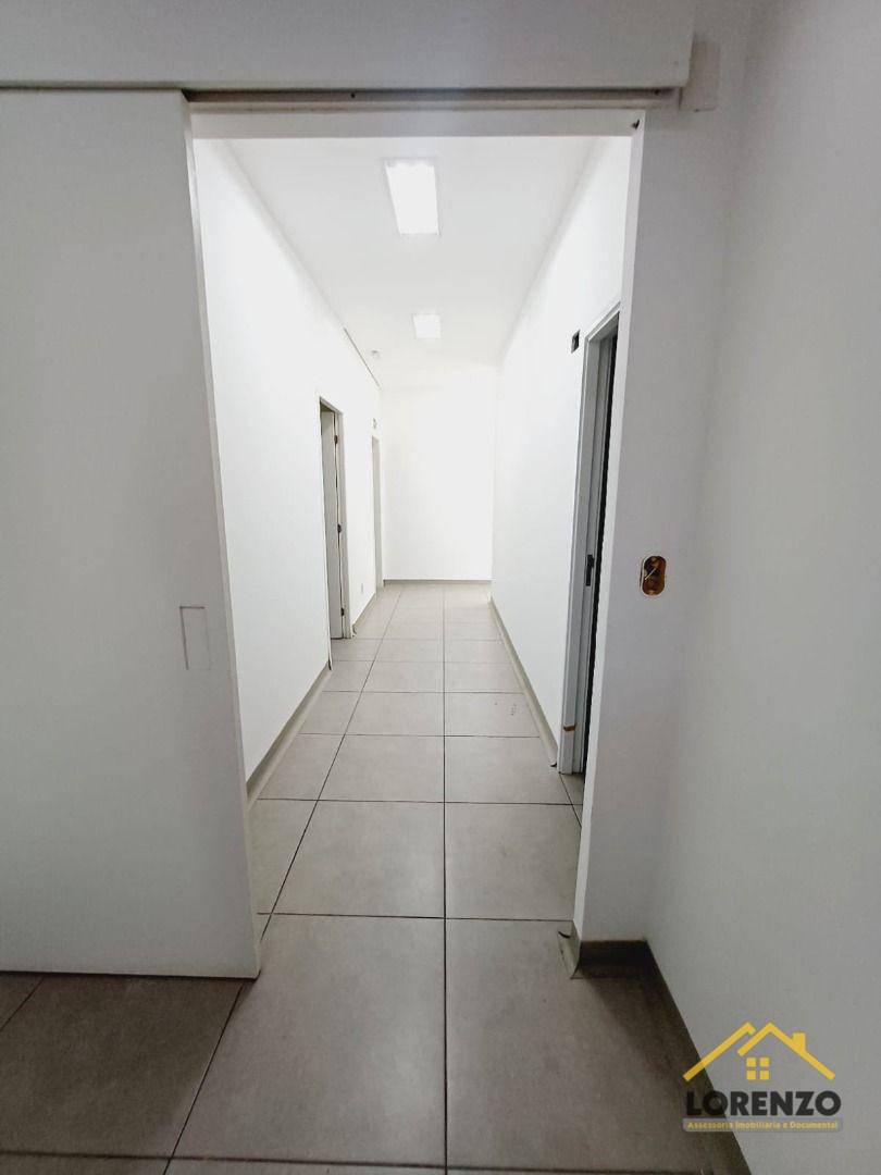 Prédio Inteiro para alugar, 750m² - Foto 26