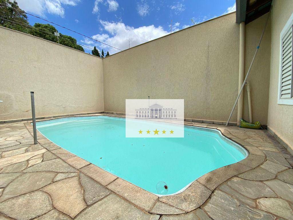 Casa, 3 quartos, 200 m² - Foto 3