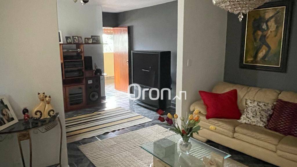 Apartamento à venda com 4 quartos, 227m² - Foto 3