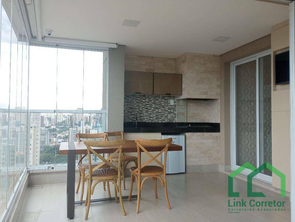 Apartamento à venda com 3 quartos, 213m² - Foto 10