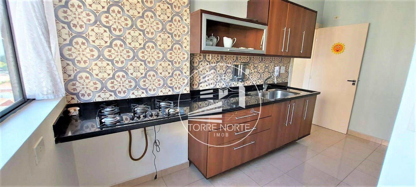 Apartamento à venda com 2 quartos, 61m² - Foto 2