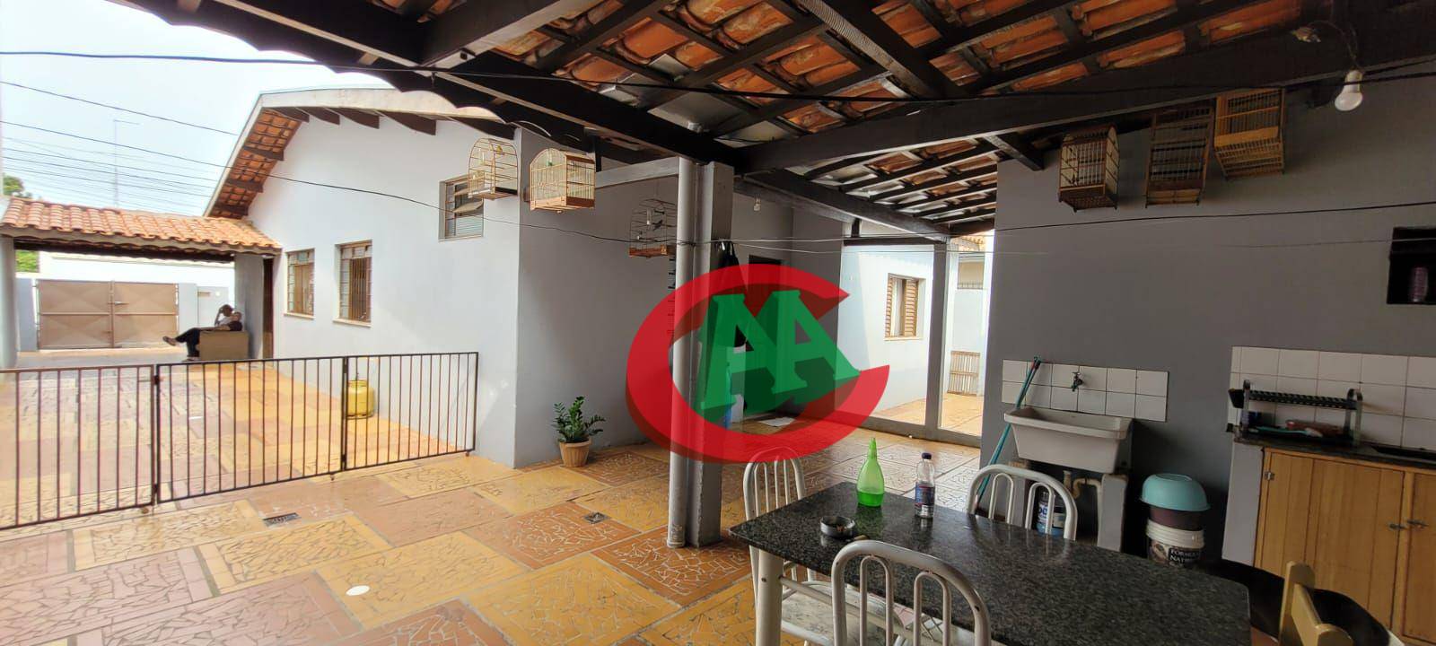 Casa à venda com 3 quartos, 193m² - Foto 5