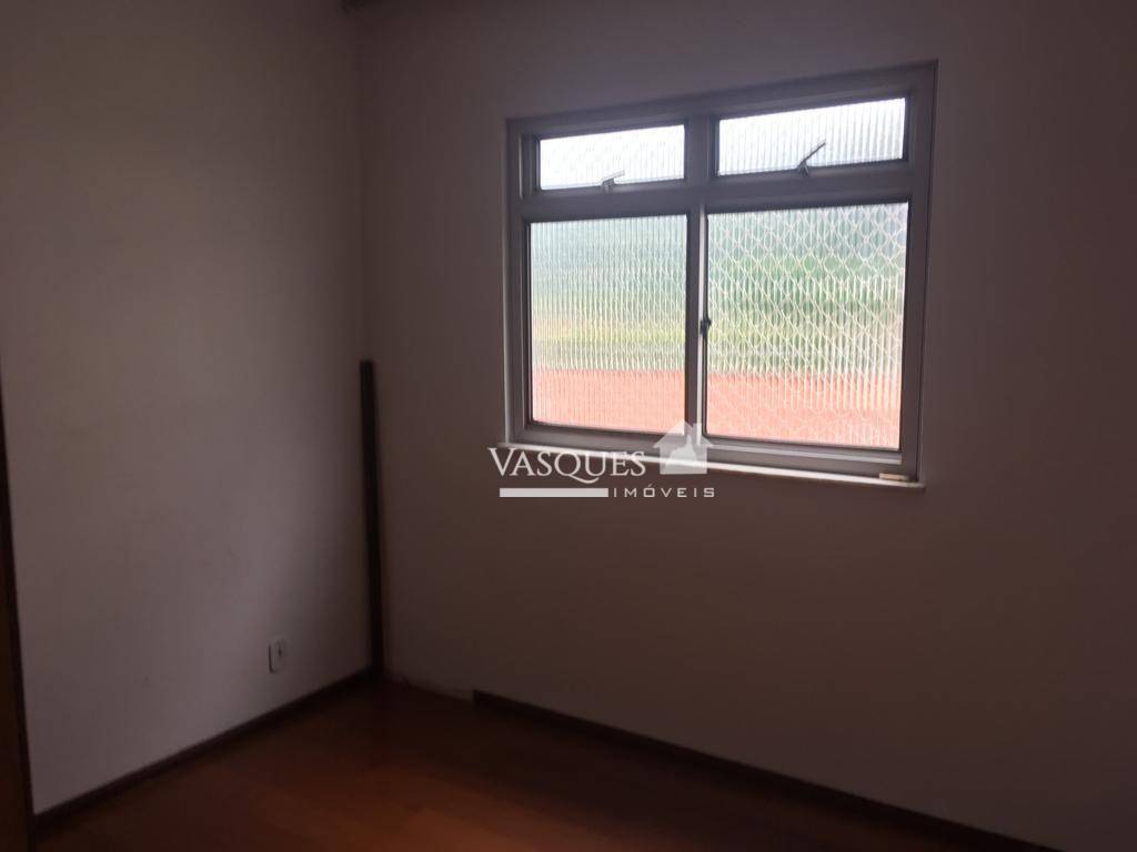 Apartamento à venda com 3 quartos, 90m² - Foto 7