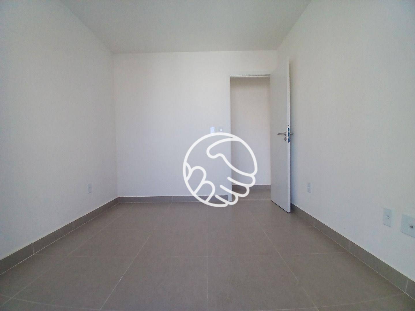 Apartamento para alugar com 2 quartos, 75m² - Foto 5