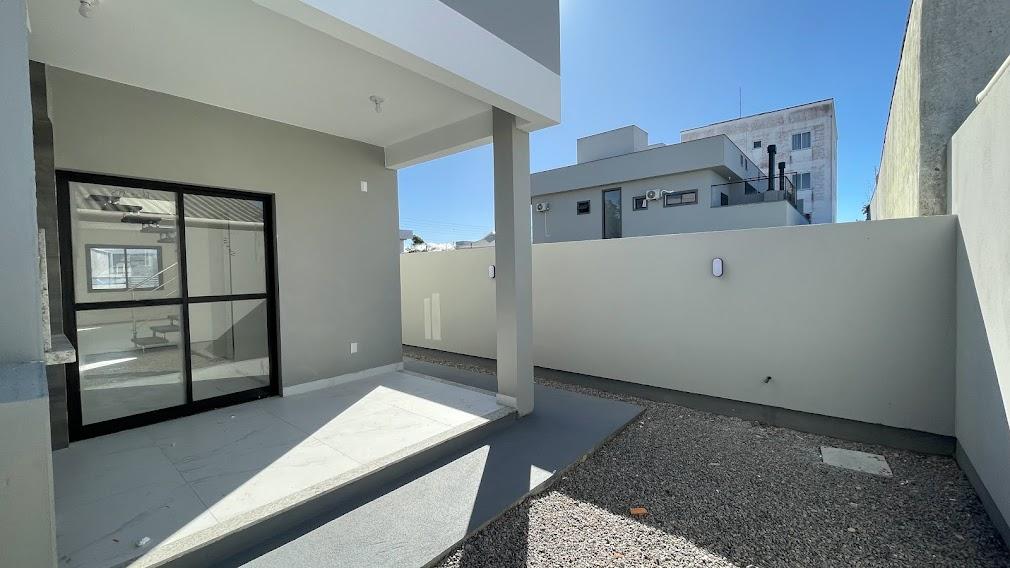 Sobrado à venda com 3 quartos, 108m² - Foto 4