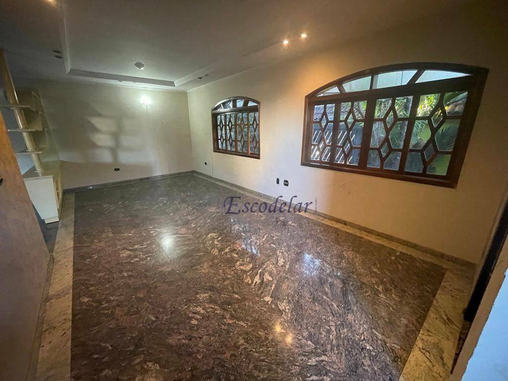 Sobrado à venda com 8 quartos, 320m² - Foto 36