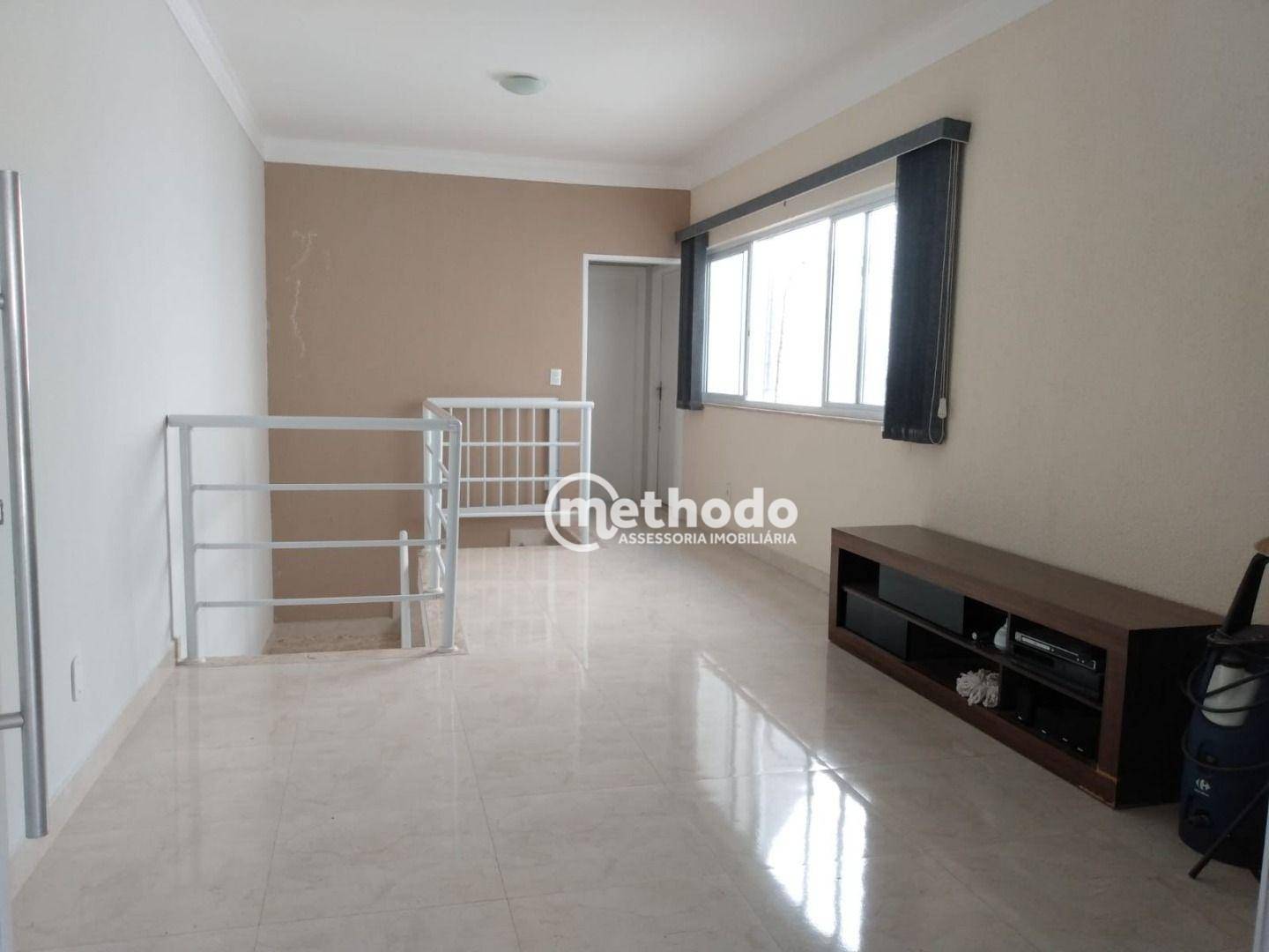 Casa à venda com 3 quartos, 218m² - Foto 19