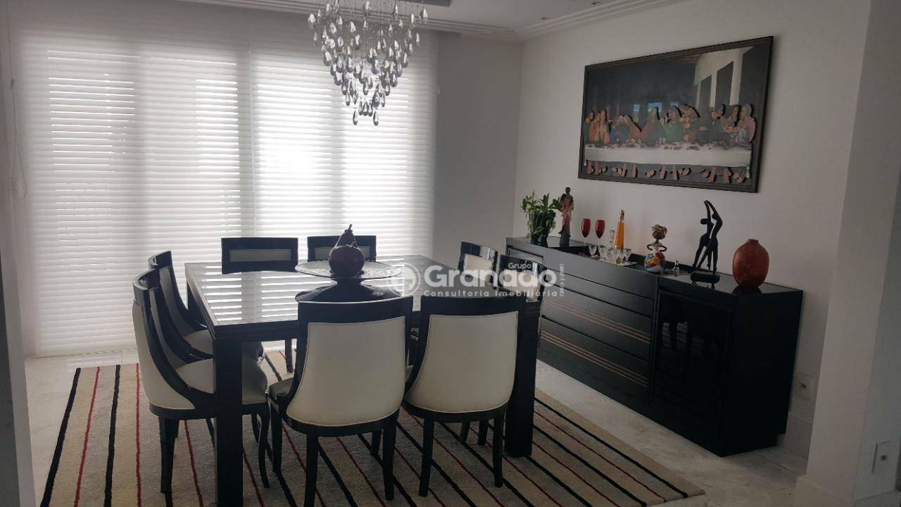 Apartamento à venda com 4 quartos, 320m² - Foto 8