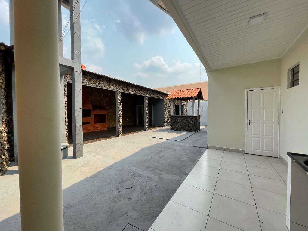 Casa à venda com 4 quartos, 400m² - Foto 44