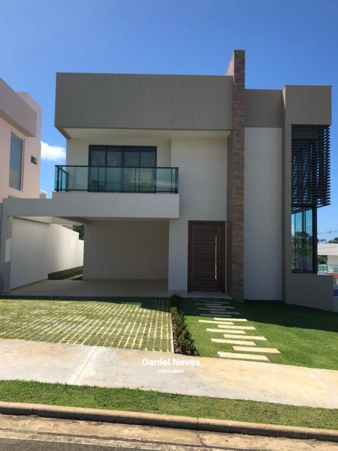 Casa de Condomínio à venda com 4 quartos, 276m² - Foto 2