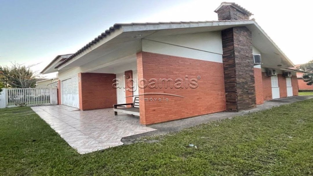 Casa à venda com 3 quartos, 169m² - Foto 4