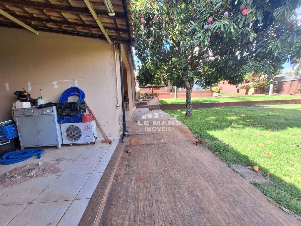 Chácara, 3 quartos, 1121 m² - Foto 13