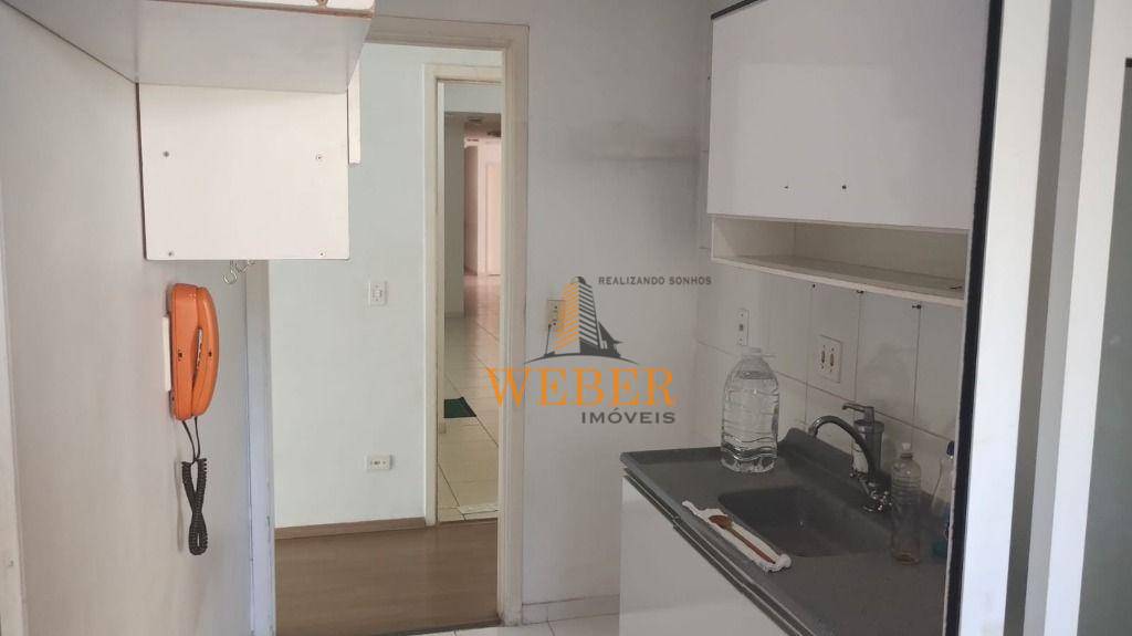 Apartamento à venda com 3 quartos, 63m² - Foto 18