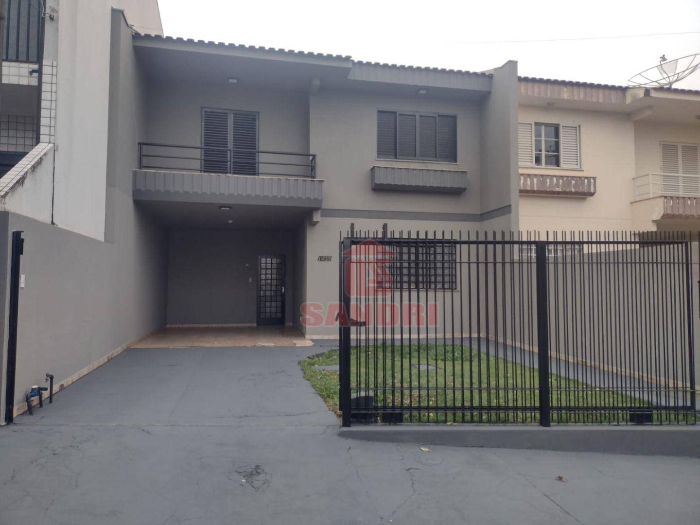 Sobrado, 3 quartos, 143 m² - Foto 1